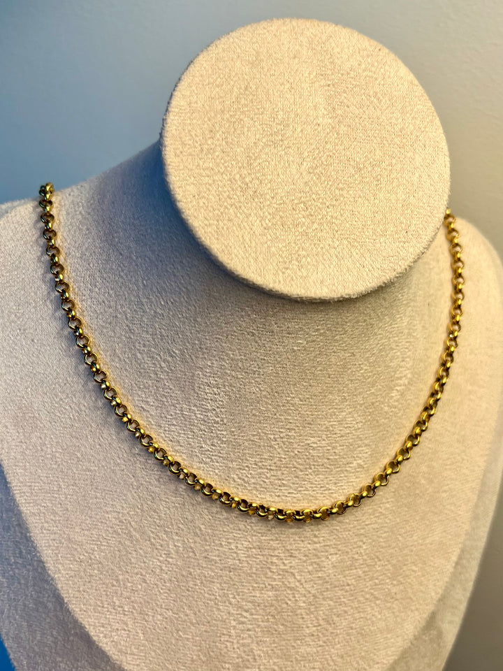 CLASSIC LARGE GOLD CHAIN